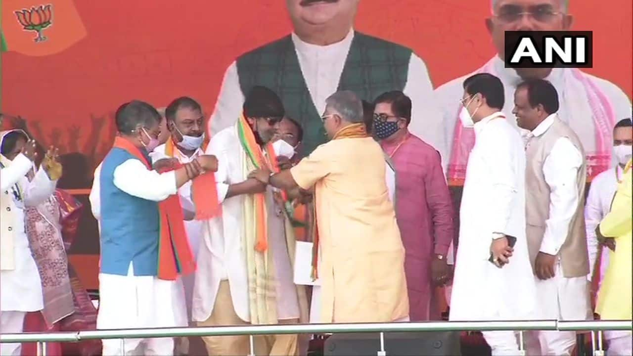 Bengal polls: 'I'm pure cobra, will finish you in one bite', says Mithun  Chakraborty after joining BJP - The Economic Times Video