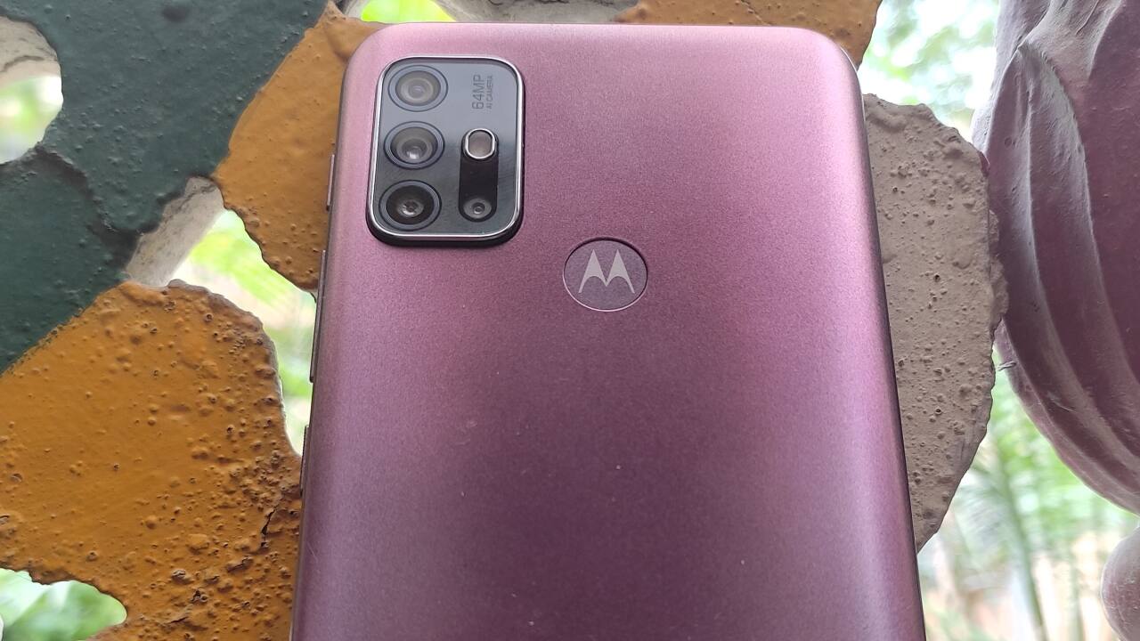 Motorola Moto G30 Review: A solid all-rounder with some major