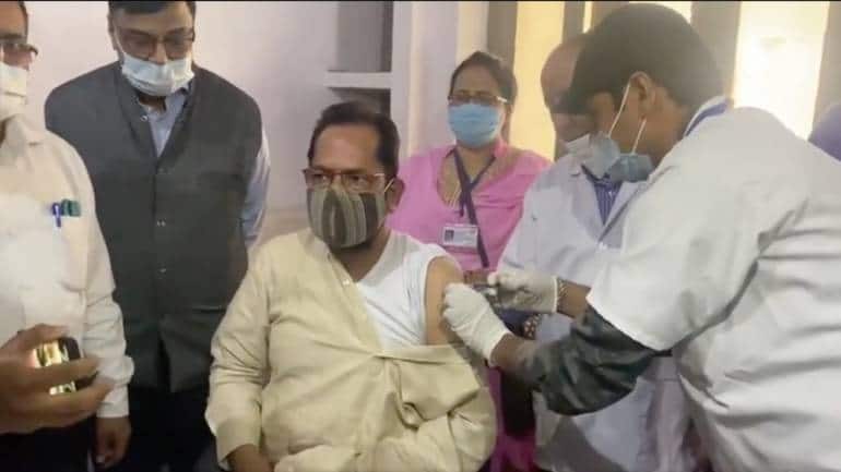 Minority Affairs Minister Mukhtar Abbas Naqvi said he took his first shot at Dalmiya Hospital, Rampur. (Screengrab of video on Twitter/ @naqvimukhtar)