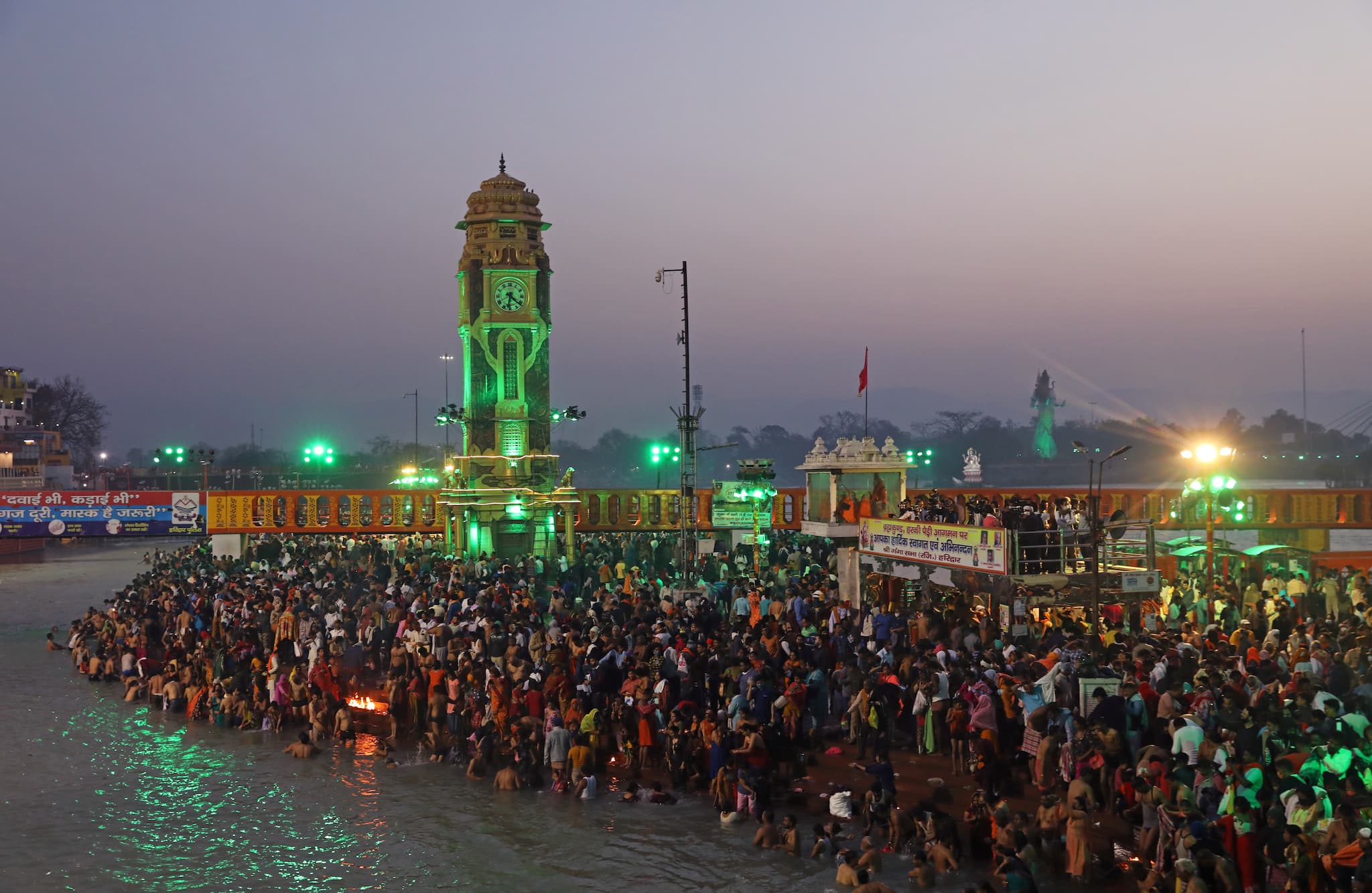 8 Hidden Spiritual Destinations Around the Kumbh Mela Site