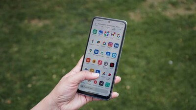 From Poco X3 Pro to Moto G 5G | Check out best phones under Rs 20,000 for work