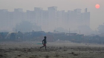 The report highlighted that India's 1.3 billion people live in areas where the air pollution levels exceed WHO standards. (File photo)