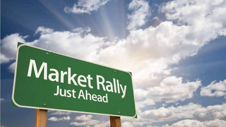 Fresh Breed Of Investors Aged 30-40 Years From Tier 2 And 3 Cities Queue Up To Enter D-Street In FY22: Experts Fresh Breed Of Investors Aged 30-40 Years From Tier 2 And 3 Cities Queue Up To Enter D-Street In FY22: Experts