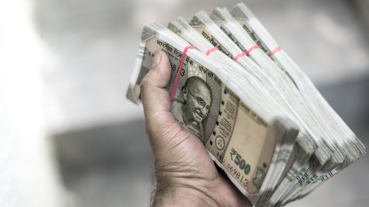 Rupee ends 32 paise higher at 72.93 per dollar