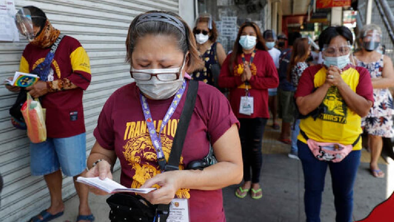 Good Friday and virus lockdown leave Manila with empty streets