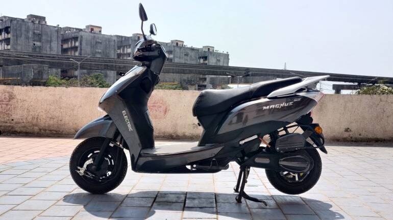 ampere scooter battery
