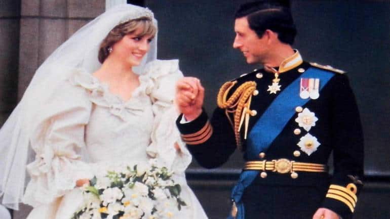 Princess Diana's wedding dress designer was 'horrified' when she saw her in  gown - Mirror Online
