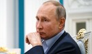 Putin tells Russian government to house people leaving Donbass