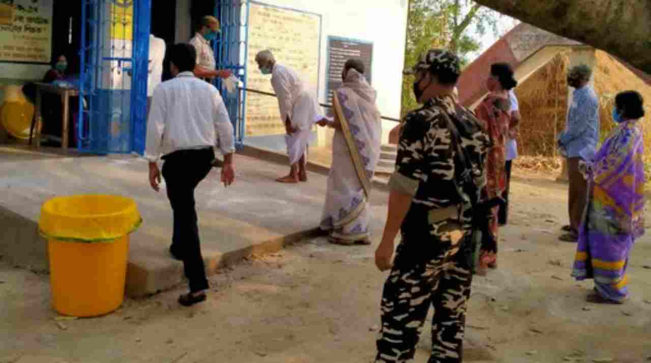 Panchayat Poll Violence Highlights: 697 booth to be repolled tomorrow