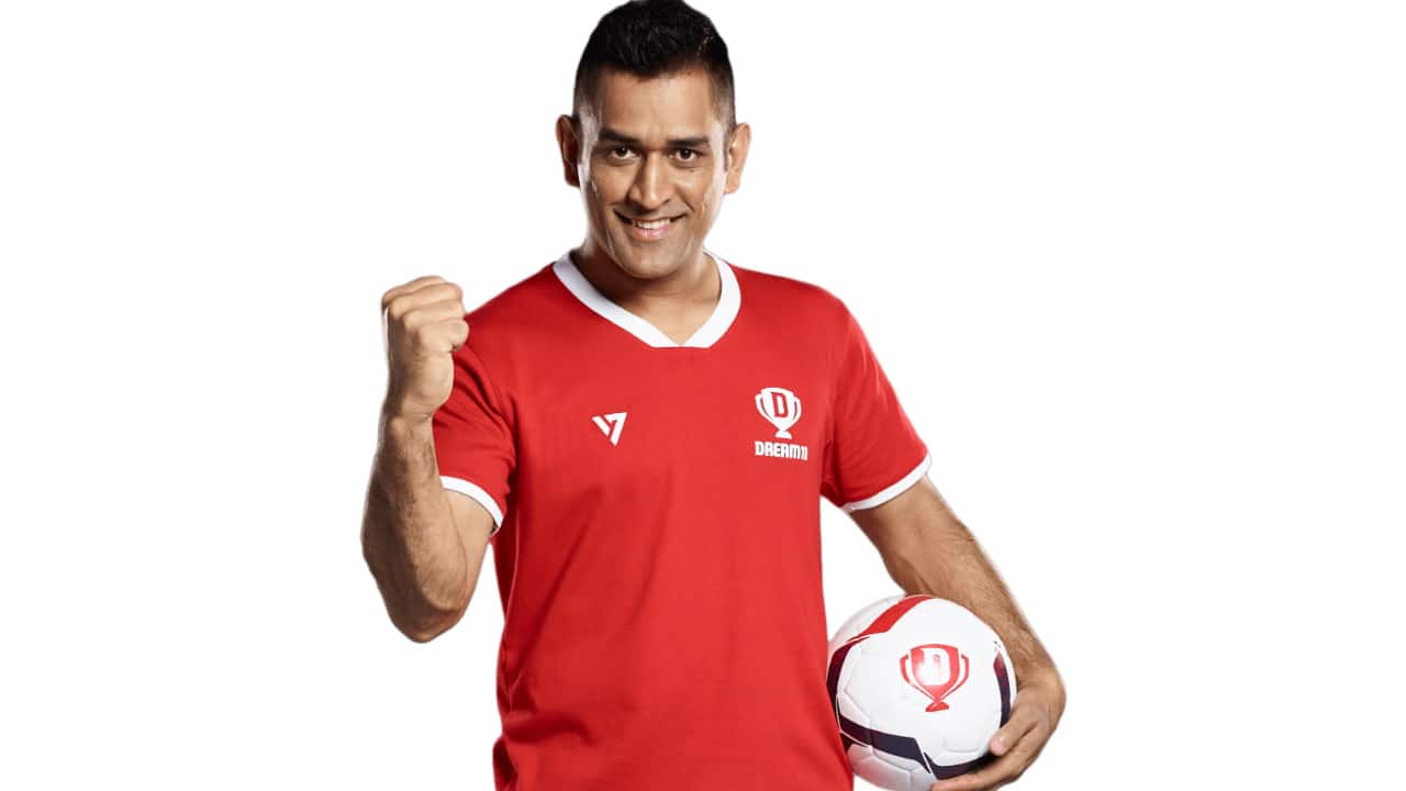 According to the survey, MS Dhoni has a CELEBAR score of 87, up from 82 in the last IPL. CELEBAR is a tool used to assign a metric score to each celebrity and associated brand. The tool takes into account spontaneous recall of the brand, spontaneous recall of the celebrity, association between brand and celebrity together, recency of communication, media weight behind campaign and solus versus multiple brands using the celebrity. Image: Twitter