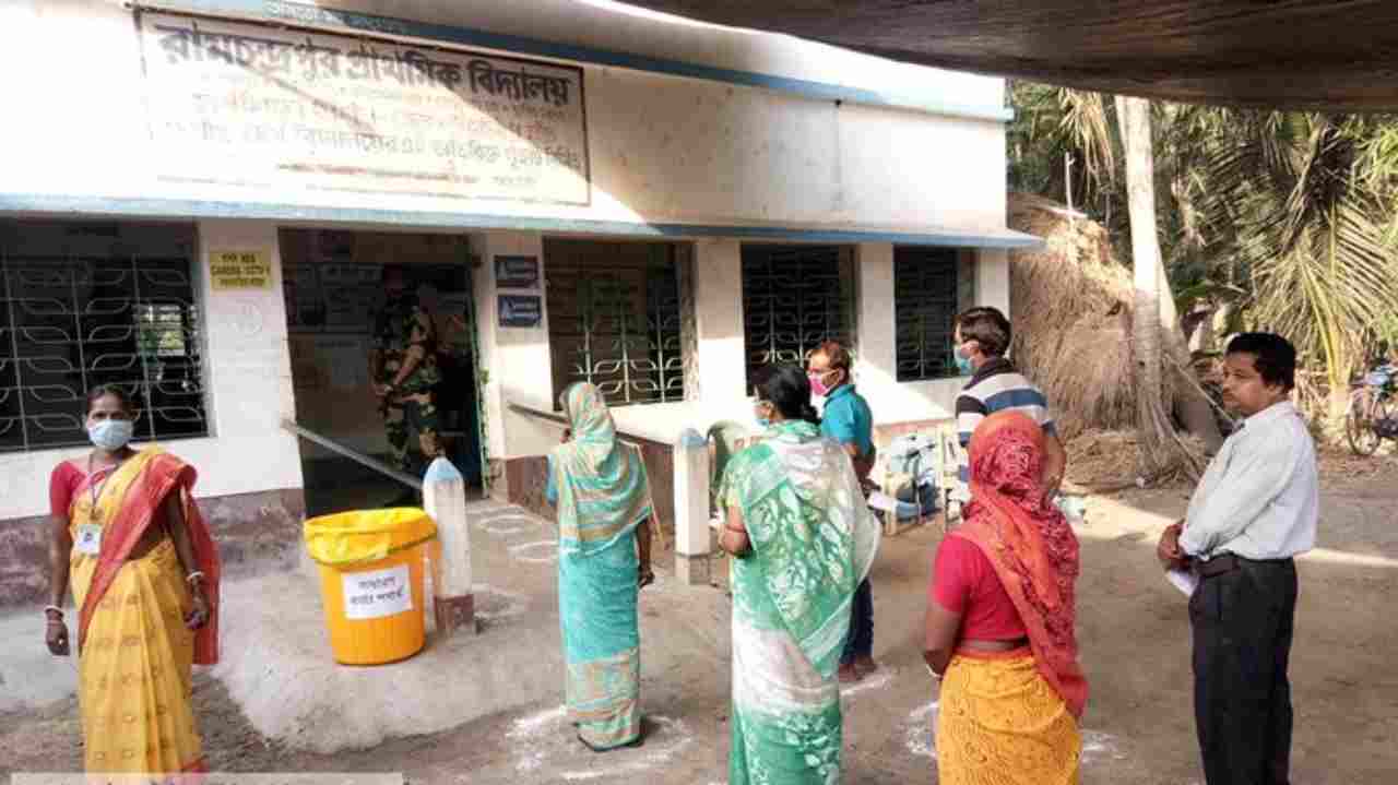 West Bengal Election 2021 Phase 4: 22% WB candidates have criminal records, 17% crorepati West Bengal Election 2021 Phase 4: 22% WB candidates have criminal records, 17% crorepati