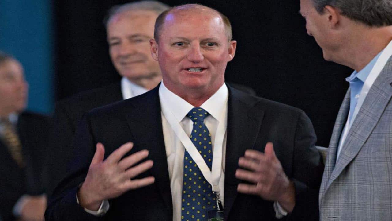 Greg Abel on track to become Warren Buffett successor as Berkshire Hathaway CEO by end of year