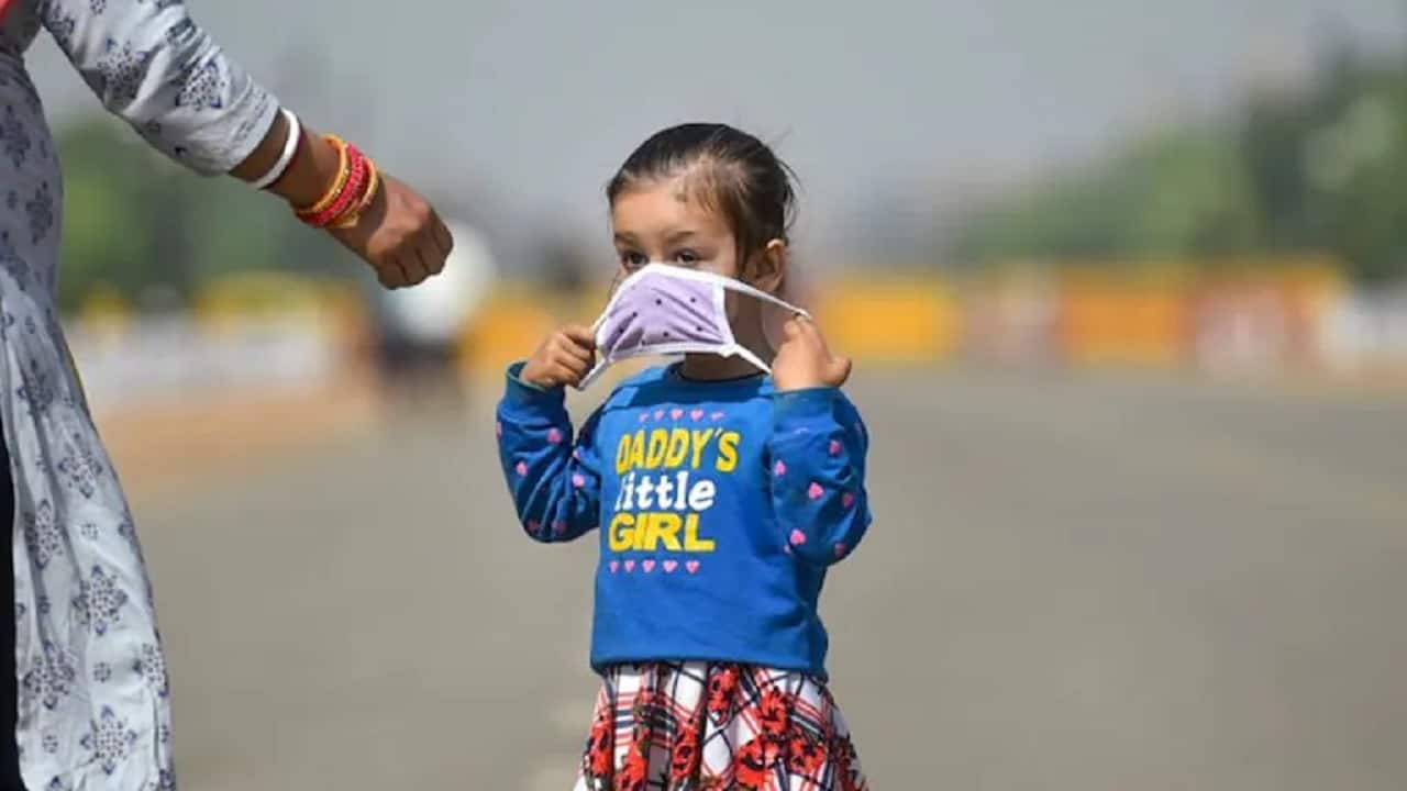 How to take care of children to save them from COVID-19: Ayush Ministry comes out with homecare guidelines How to take care of children to save them from COVID-19: Ayush Ministry comes out with homecare guidelines