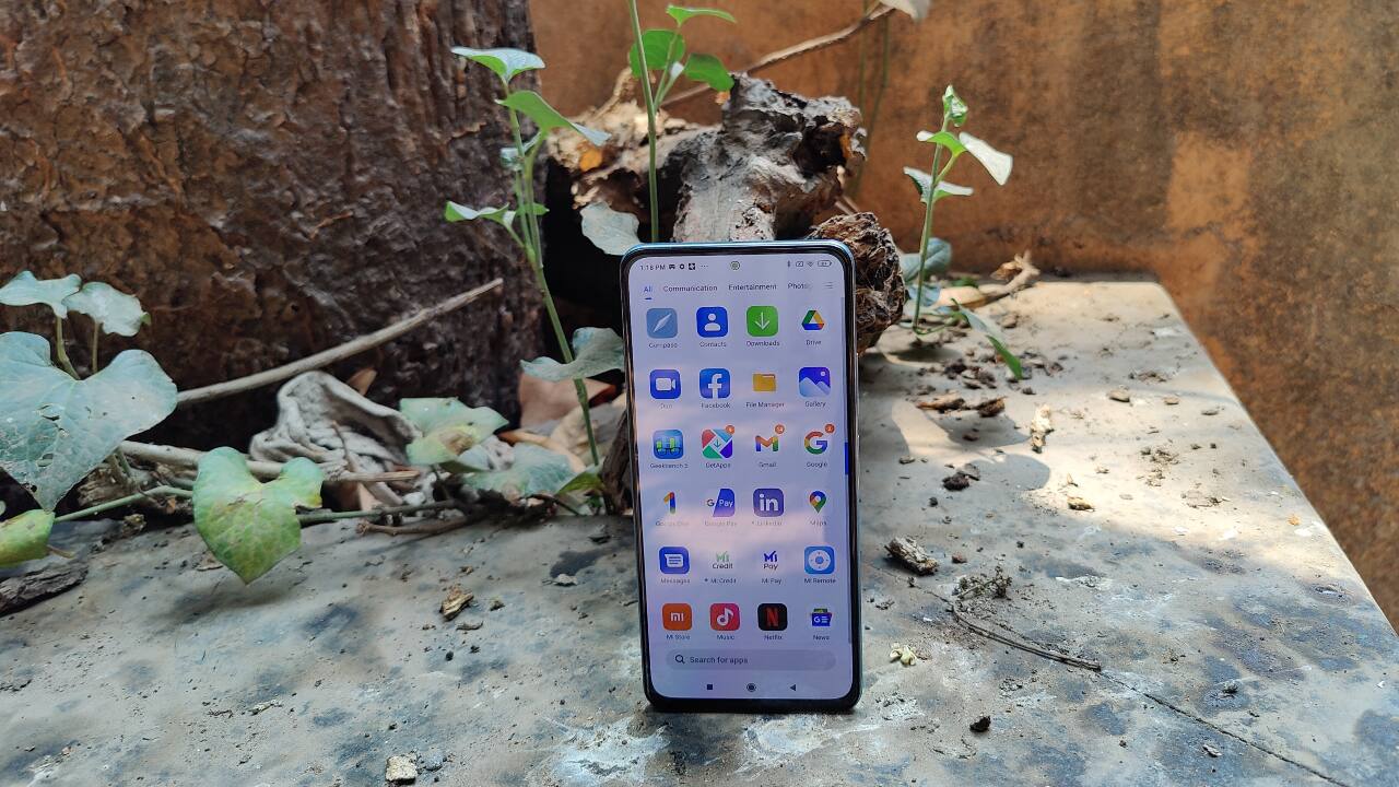 The Mi 11X Pro run Android 11 with MIUI 12.0.1 on top. The custom Xiaomi skin is known to be feature-rich but has its fair share of bloatware. Xiaomi has promised an MIUI 12.5 update, which is said to offer more stability while cleaning the UI experience.