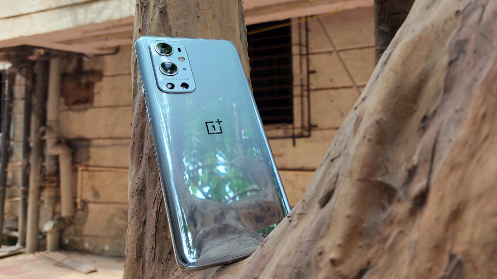 OnePlus 9 Pro Review: Striding ever-so-close to Perfection