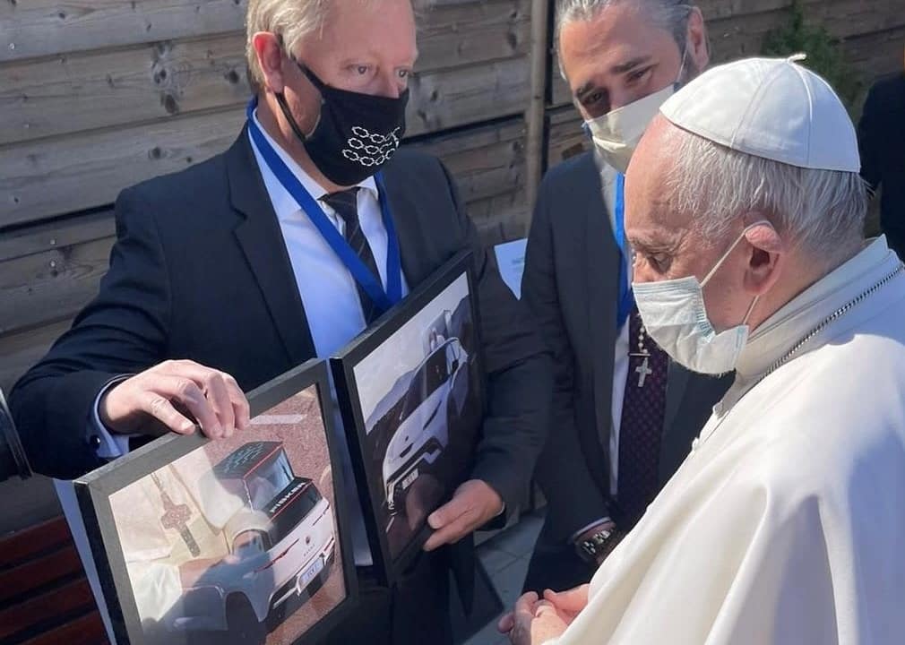 The Pope’s next car will be all-electric