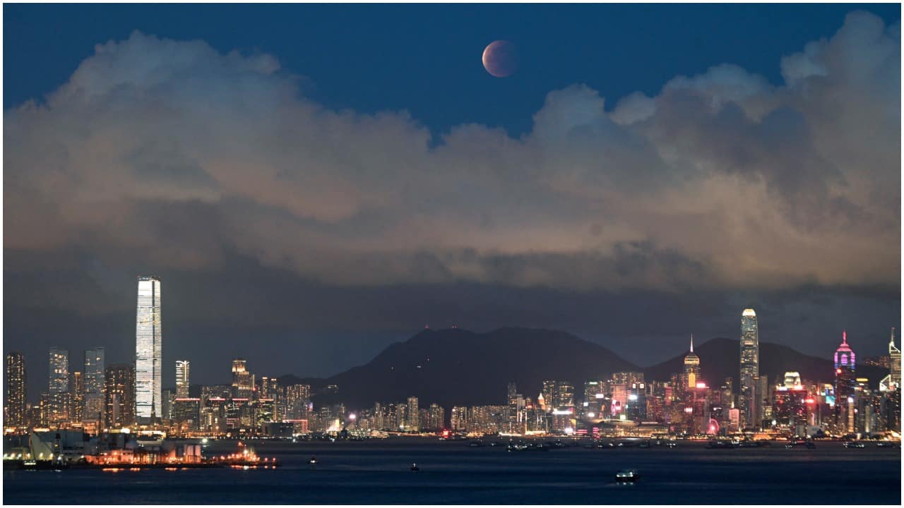 In Pics: Spectacular views of the rare Super Blood Moon Eclipse ...