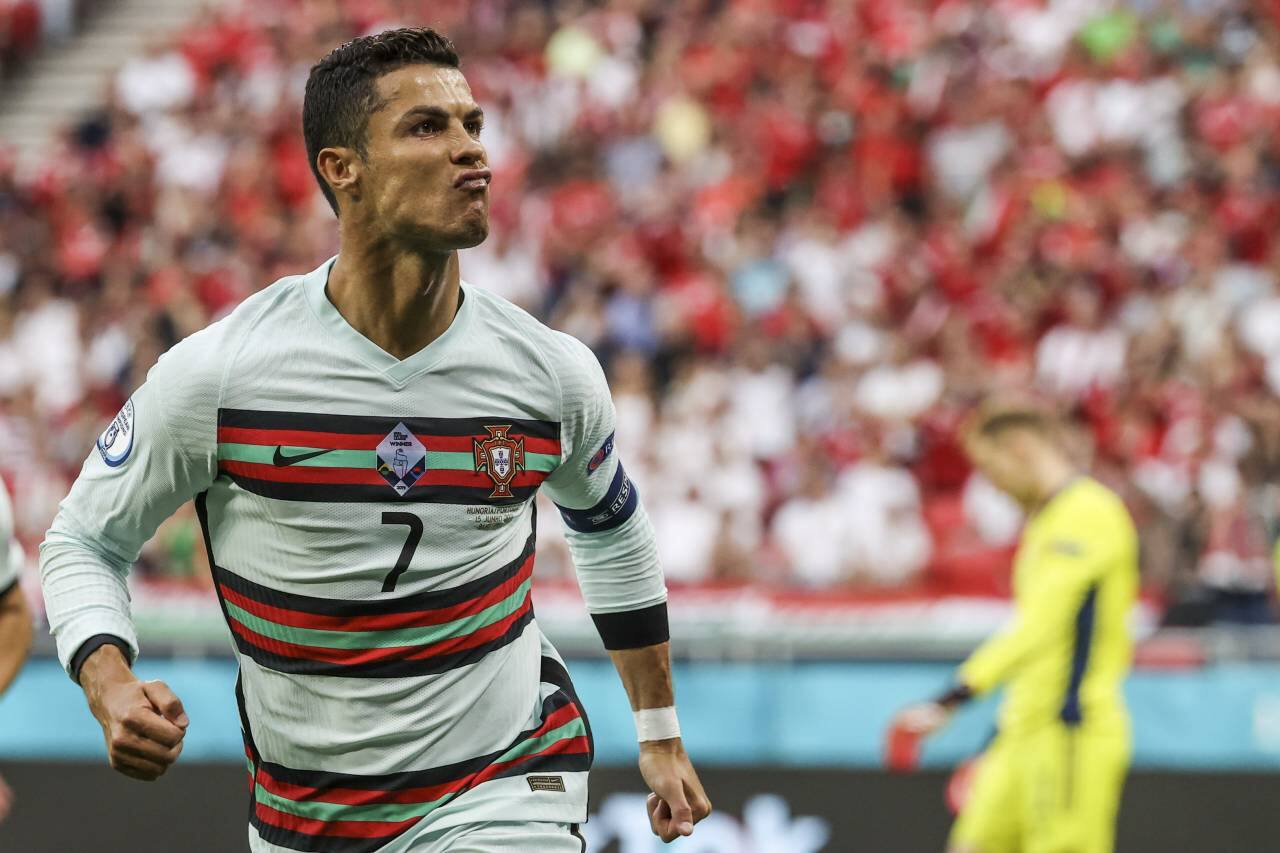 Portugal shatter Hungary 3-0 as Ronaldo scores a brace to rewrite the record books