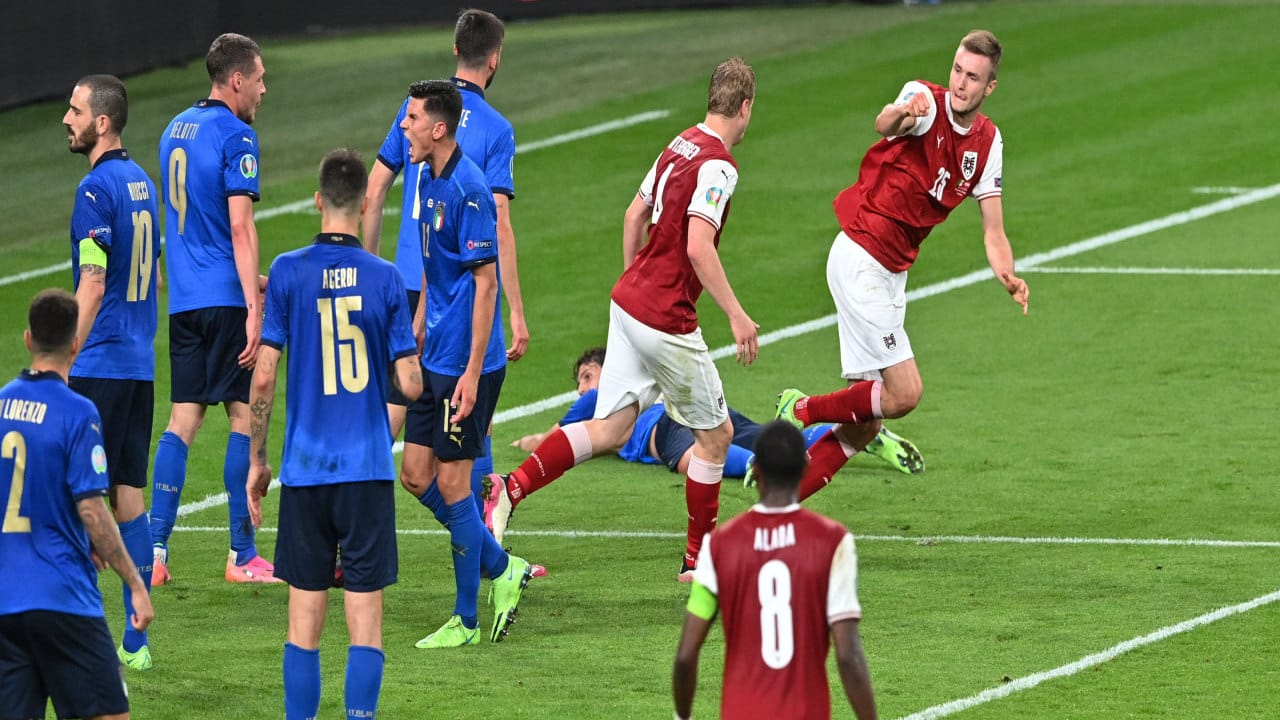 Austria got a late lifeline when substitute Sasa Kalajdzic halved the deficit with six minutes left and Italy's nerves were frazzled by the time referee Anthony Taylor blew the final whistle. (Image: Reuters)