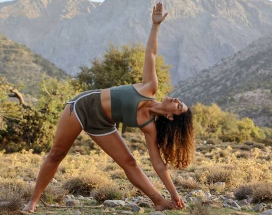 How to do Parivrtta Trikonasana – Yoga Pose Tutorial & Benefits - Adventure  Yoga Online