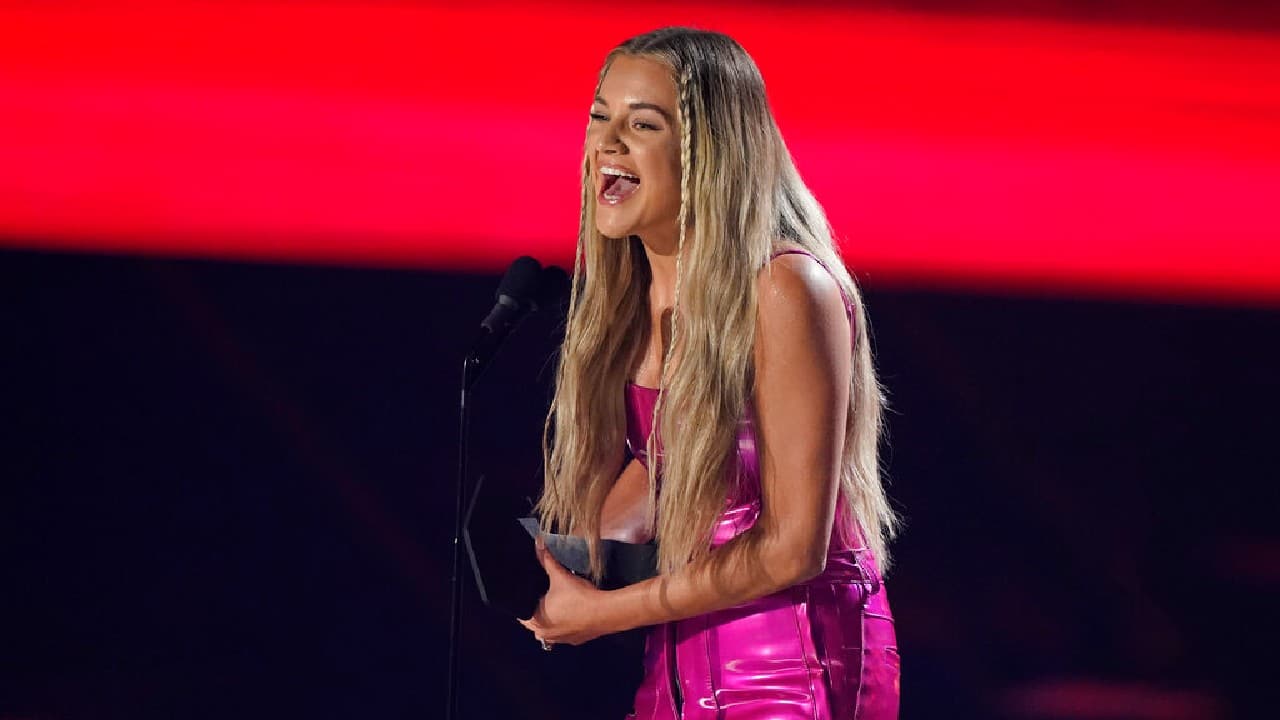 CMT performance of the year: Kelsea Ballerini and Halsey, “The Other Girl" (from the 2020 CMT Music Awards) (Image: AP) CMT performance of the year: Kelsea Ballerini and Halsey, “The Other Girl" (from the 2020 CMT Music Awards) (Image: AP)