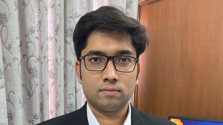 Mohit Nigam is the Head - PMS at Hem Securities