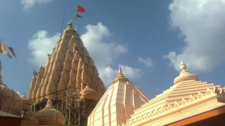 Madhya Pradesh: 14 priests injured in fire in 'garbha griha' of Ujjain's Mahakal Temple - Vimarsana News