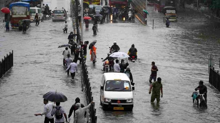 Mumbai Gets 100 Mm Rainfall In 24 Hours Imd Predicts Heavy To Very Heavy Downpour In City And 6128