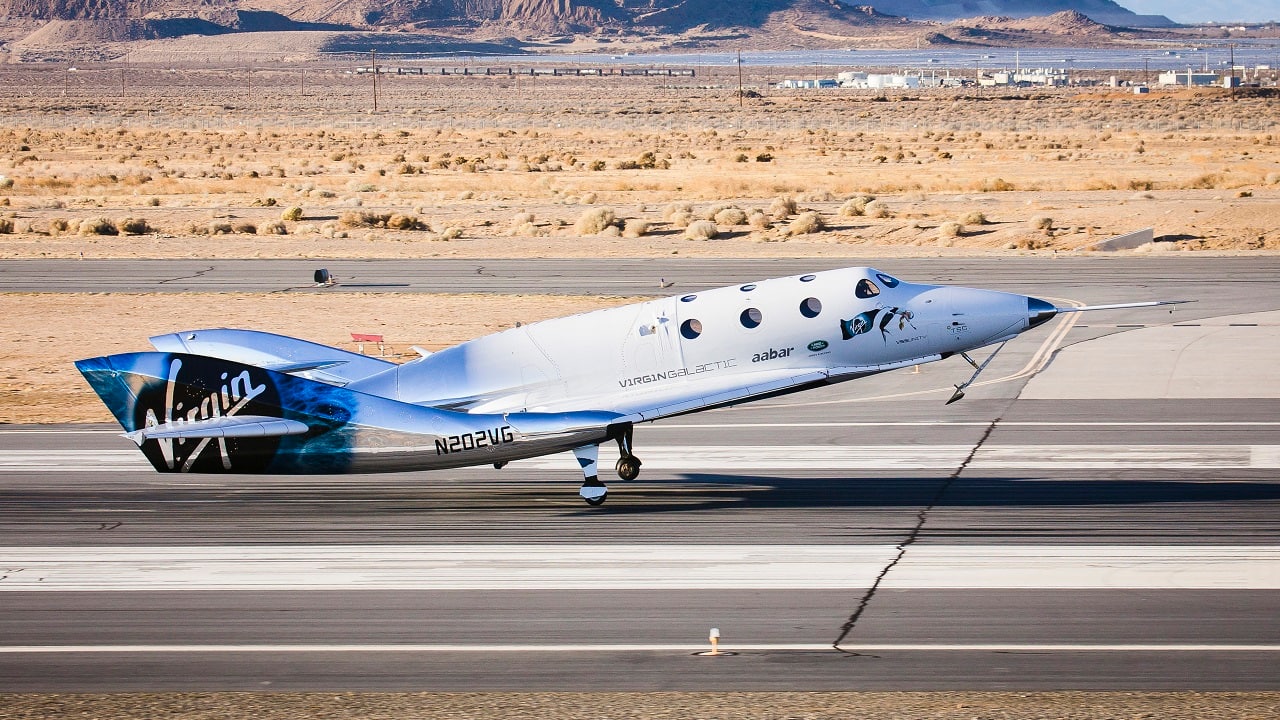VSS Unity during its first glide flight (Image: Virgin Galactic)