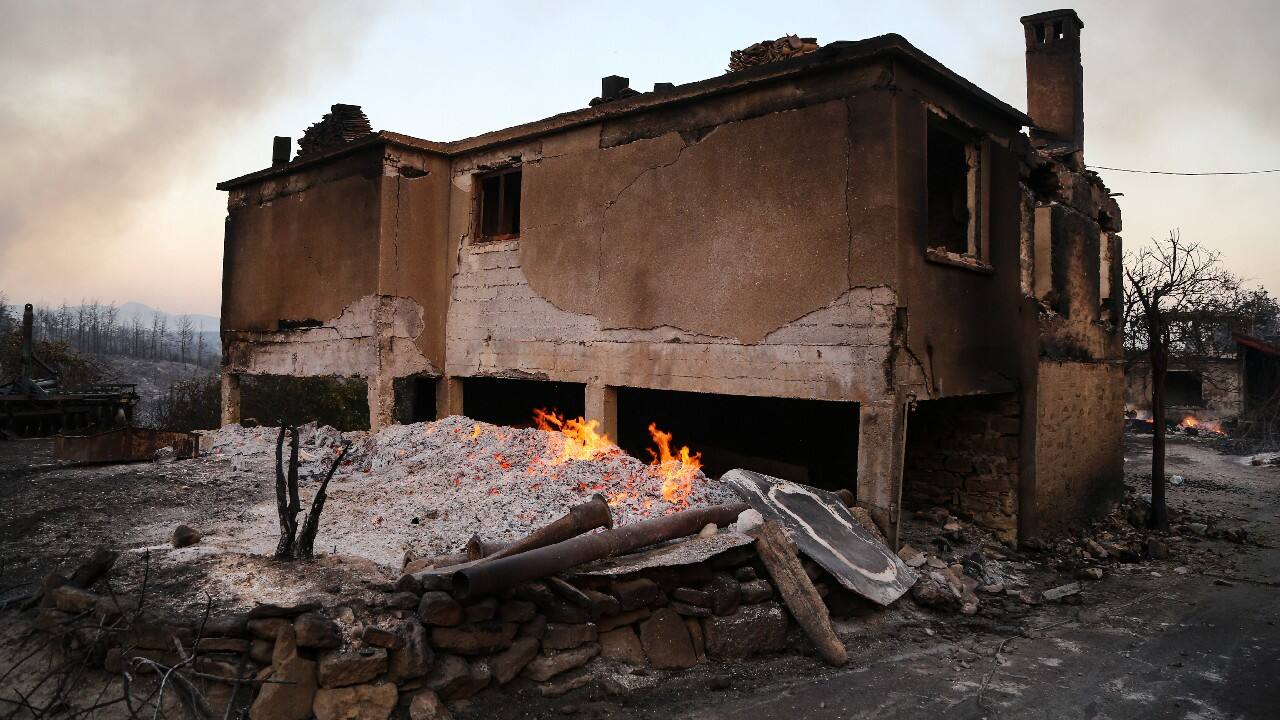Agriculture Minister Bekir Pakdemirli said authorities were battling the flames with a firefighting plane, 19 helicopters, 108 vehicles and some 400 personnel. (Image: Reuters) Agriculture Minister Bekir Pakdemirli said authorities were battling the flames with a firefighting plane, 19 helicopters, 108 vehicles and some 400 personnel. (Image: Reuters)