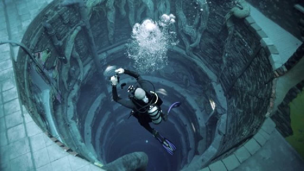 world deepest swimming pool