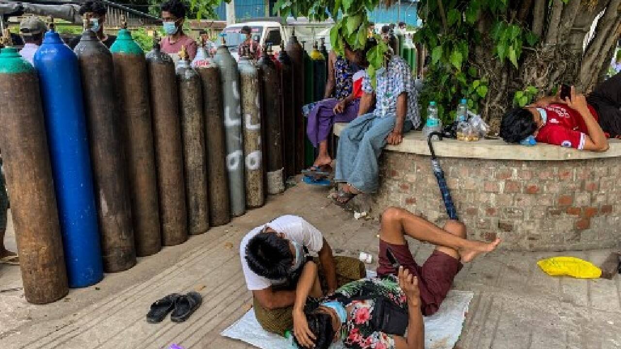 Myanmar is set to receive four million vaccine doses from China by the first week of August -- too late for those fighting for breath. (Image: AFP)