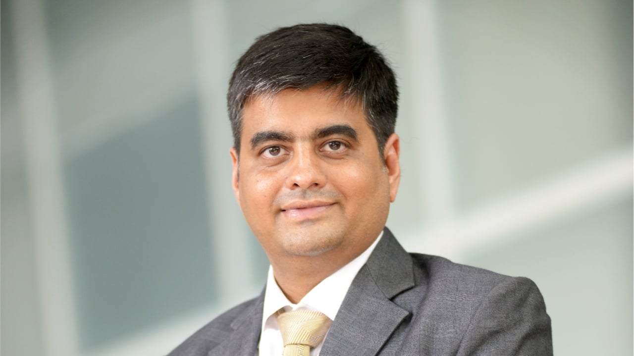 DAILY VOICE: How to pick the right stock? We invest in growing companies with RoE of over 17%: Anupam Singhi of O'Neil Capital Management