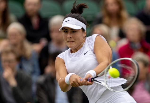 Tennis - Wimbledon - All England Lawn Tennis and Croquet Club, London, Britain - June 30, 2021 Canada's Bianca Andreescu in action during her first round match against France's Alize Cornet Pool via REUTERS/Aeltc/simon Bruty - UP1EH6U0XDOKN