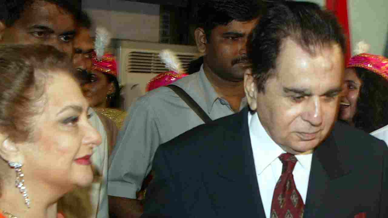 Bollywood stars Kumar and Banu arrive for the premier of a retouched version of an old classic film "Mughal-e-Azam" in Mumbai on November 10, 2004. Mughal-e-Azam, one of Bollywood's greatest classics, returned to the big screen in 2004 after 44 years but this time in colour. (File image: Reuters)