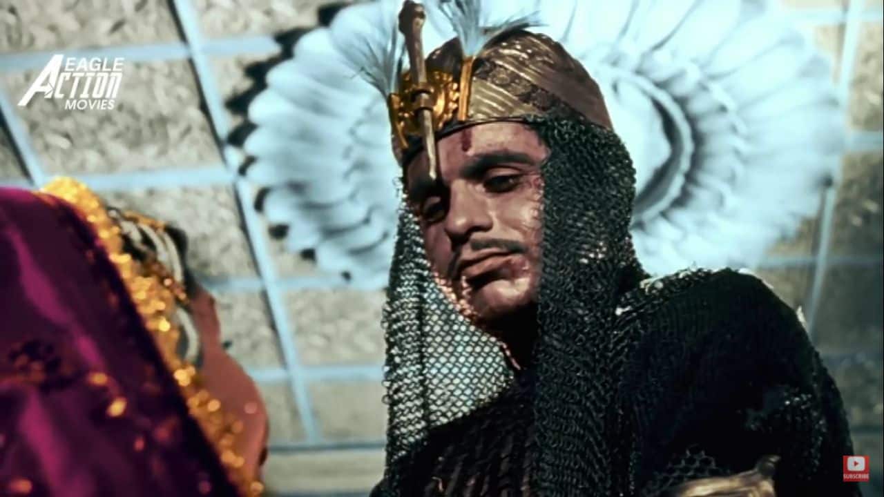 Dilip Kumar as Prince Saleem in 'Mughal-e-Azam' (screen grab).