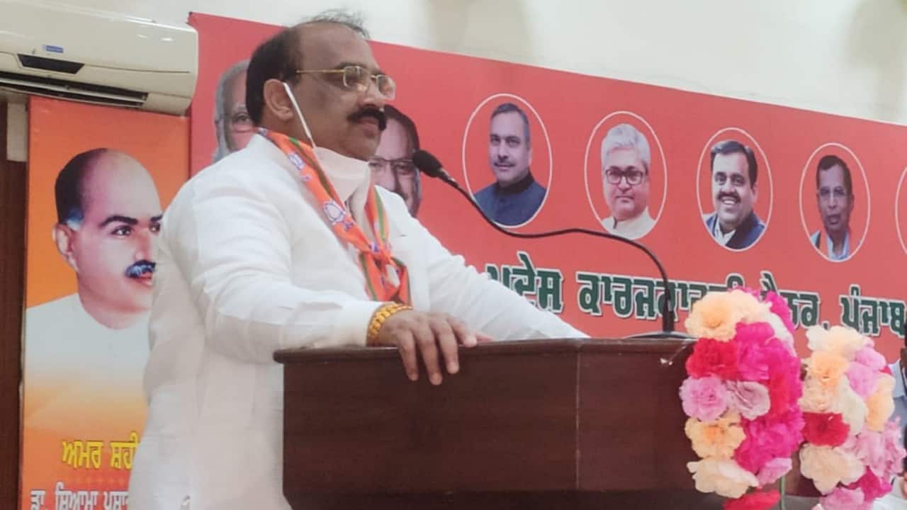 Don’t we have democratic right to campaign in Punjab, are these govt-sponsored protests, asks BJP's state unit chief