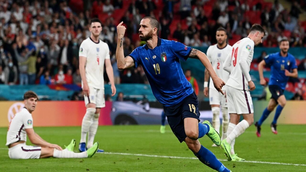England took the advantage after Mcguire scored following a save from Pickford off Belotti’s shot. Bonucci scored o make it 2-2 and on came Rashford for England. He was specifically substituted to take this penalty, but he didn’t keep his eyes on the ball as he kicked and it was saved by a diving Donnarumma. (Image: Reuters)