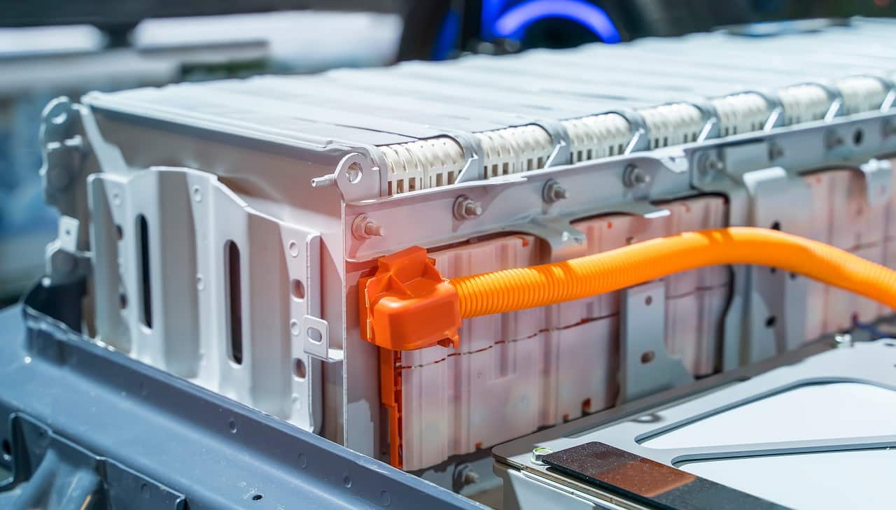 Lithium Ion Batteries vs Hydrogen Fuel Cell: Which is the technology of the future? Lithium Ion Batteries vs Hydrogen Fuel Cell: Which is the technology of the future?