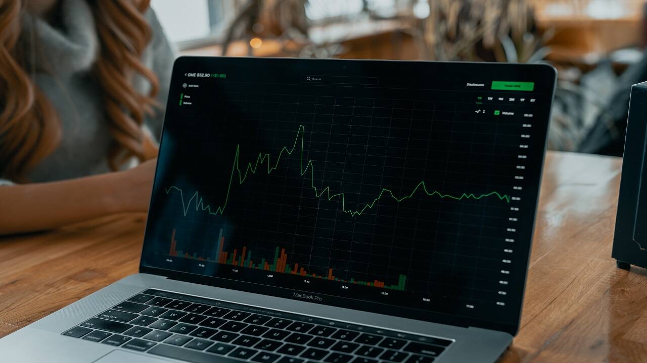 Hot Stocks | Can bet on Lupin, Tata Steel and IndusInd Bank for short term Hot Stocks | Can bet on Lupin, Tata Steel and IndusInd Bank for short term