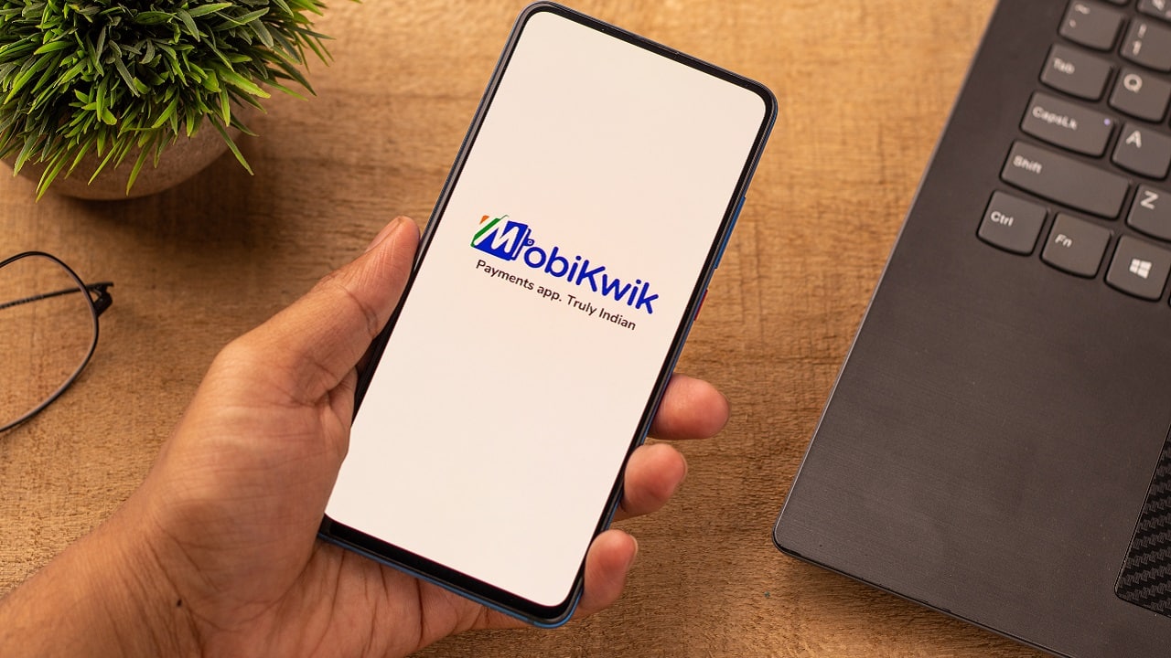 MobiKwik total income rises 80% to Rs 543 crore in FY22