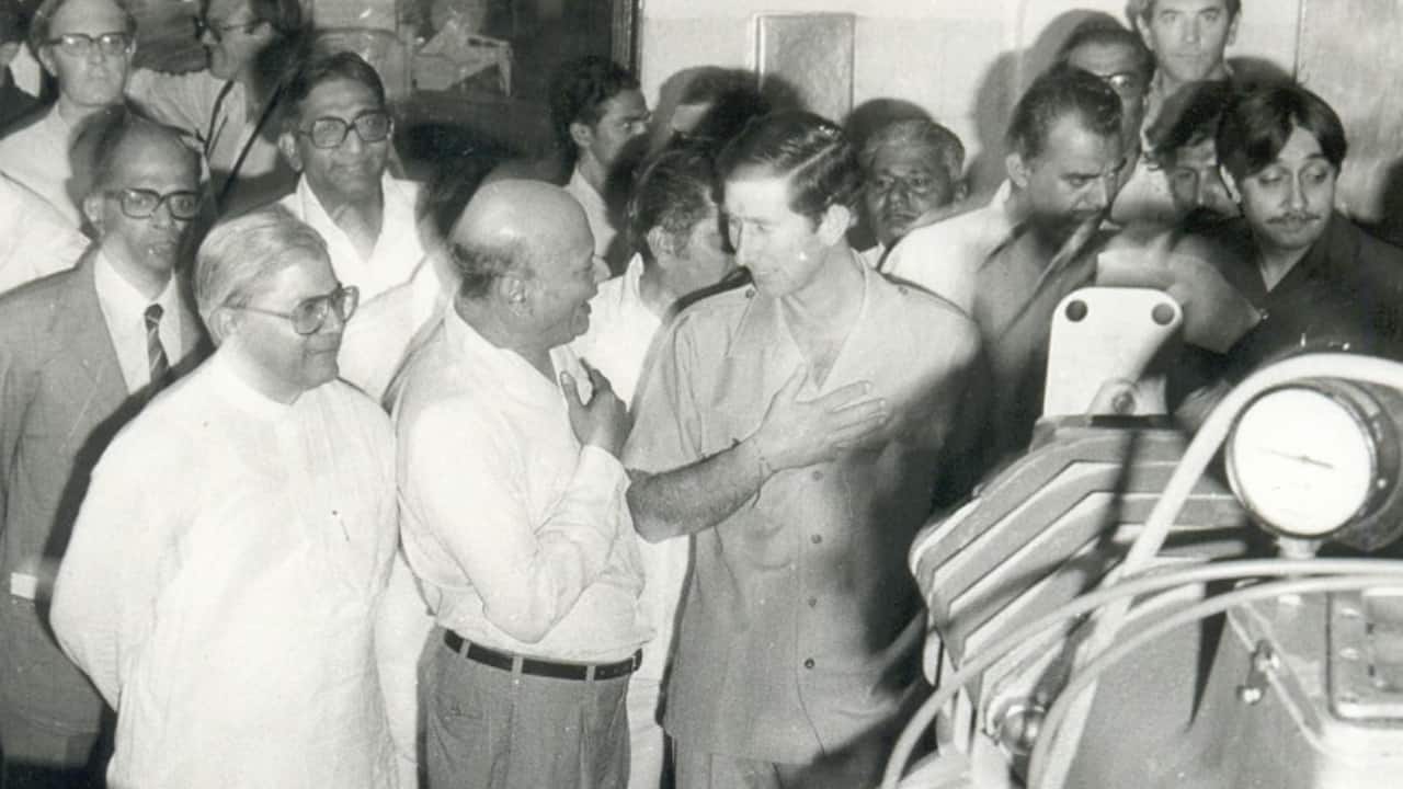 Prince Charles, Prince of Wales, visits India and Amul with Harichand Megha Dalaya, in December 1980.