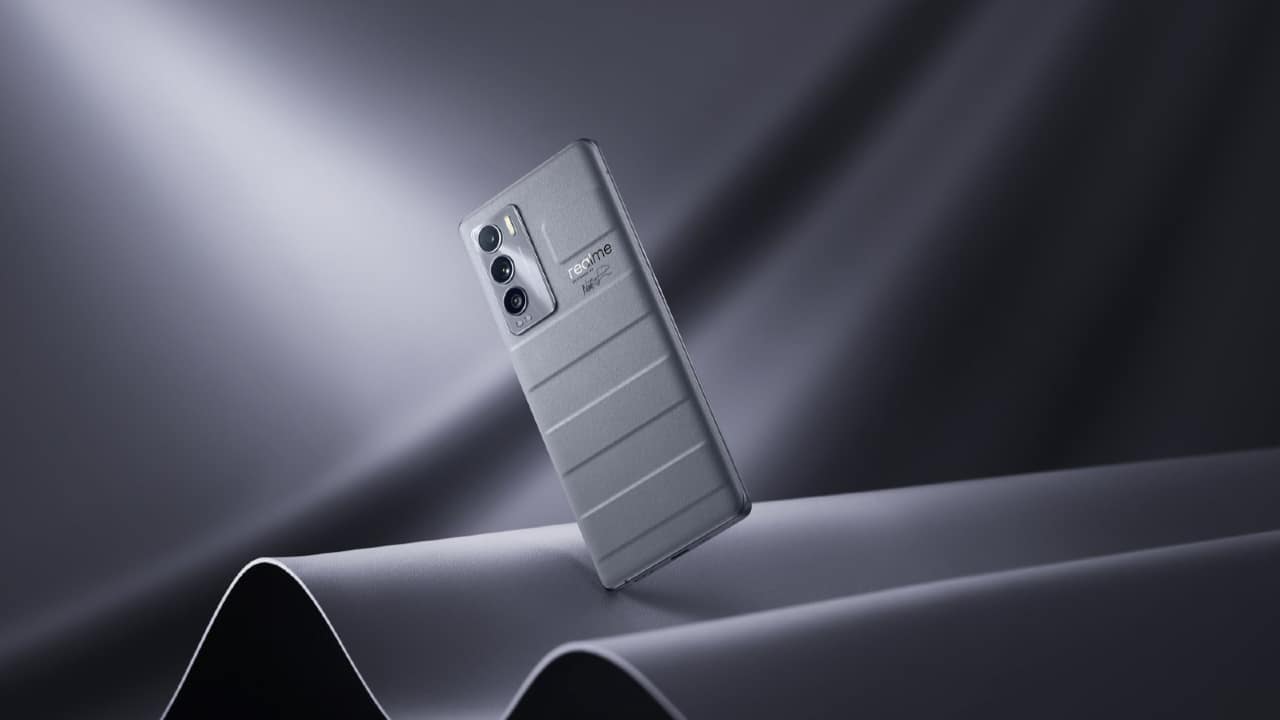 Exclusive: At least 3 Realme GT series phones launching in 2021; CEO Madhav Sheth shares company's plans for India Exclusive: At least 3 Realme GT series phones launching in 2021; CEO Madhav Sheth shares company's plans for India