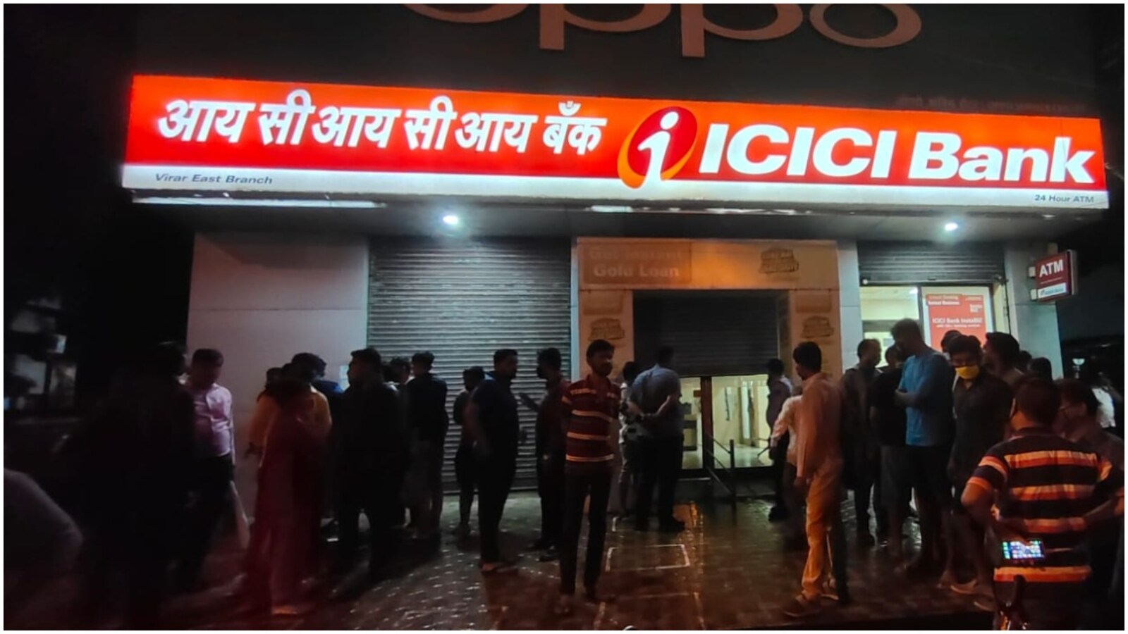 Icicici Bank Mam Porn - Axis Bank sacks branch manager who looted ICICI Bank, killed woman officer