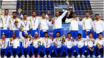 Indian men's hockey team at the 2020 Tokyo Games. Former Indian hockey captain and OGQ CEO Viren Rasquinha says that for Tokyo "both Indian hockey teams (men’s and women’s) were selected based not on reputations but form and fitness". (Image source: Hockey India Twitter)