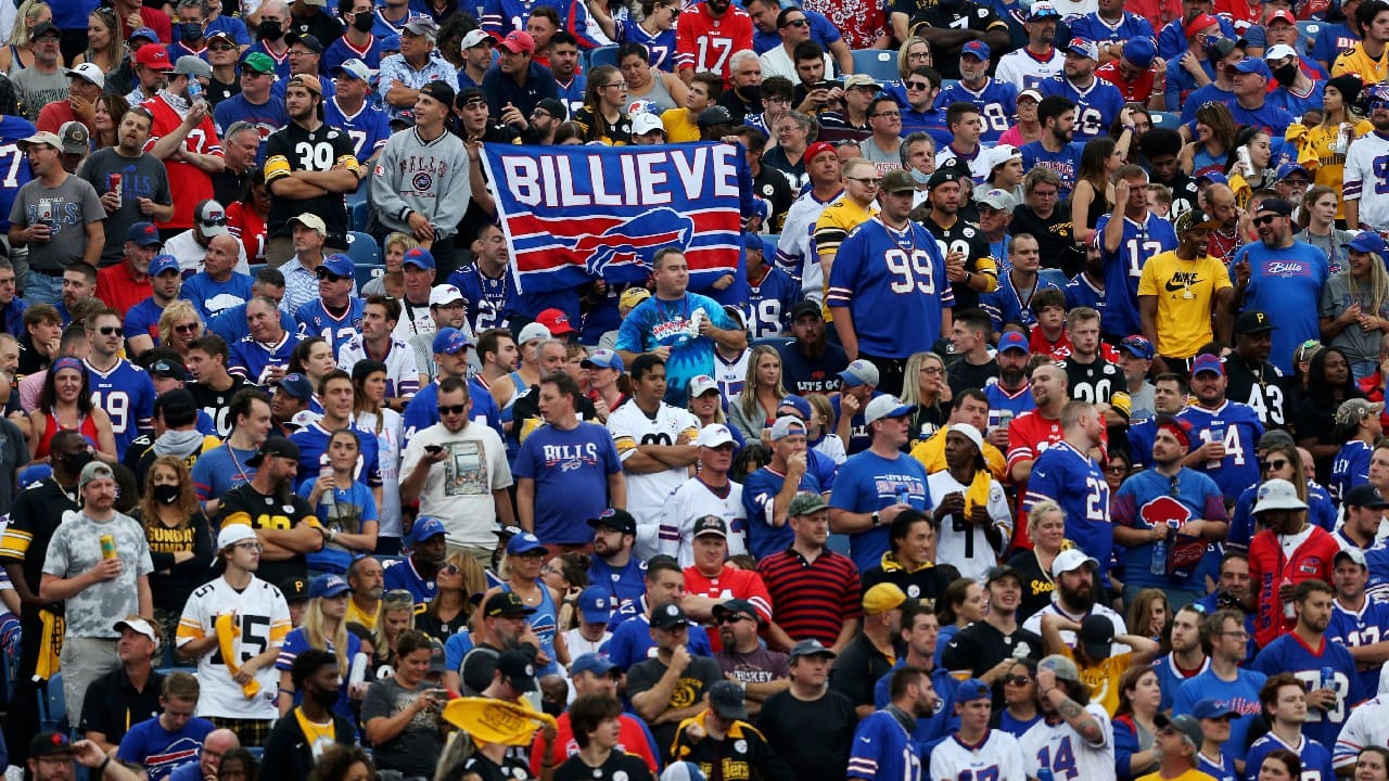 cheering nfl football fans