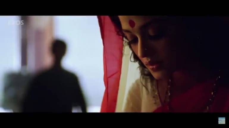 Aishwarya Rai Bachchan in the 2002 film 'Devdas' (screen grab). Aishwarya Rai Bachchan in the 2002 film 'Devdas' (screen grab).