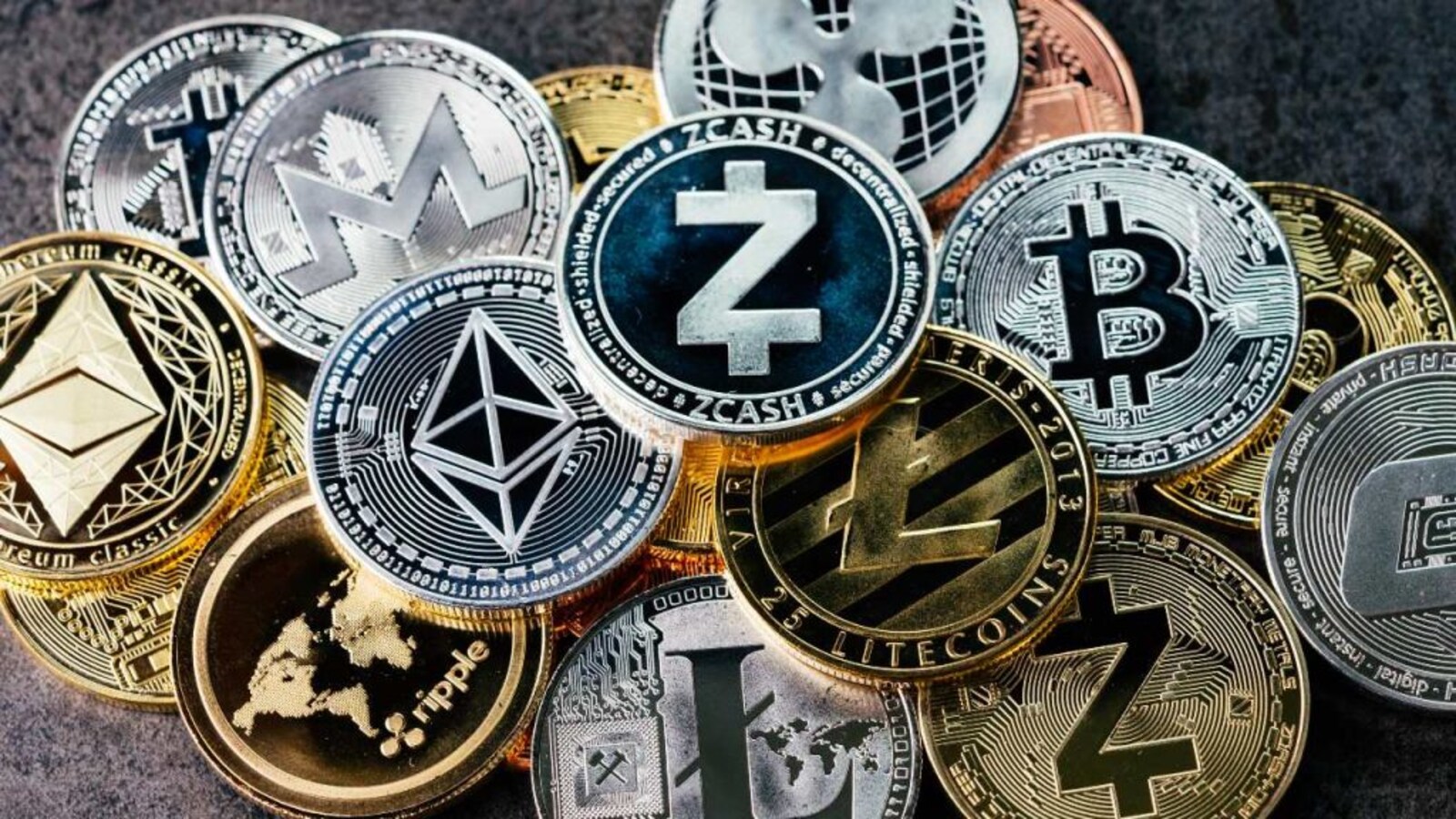 In charts: The turbulent crypto world