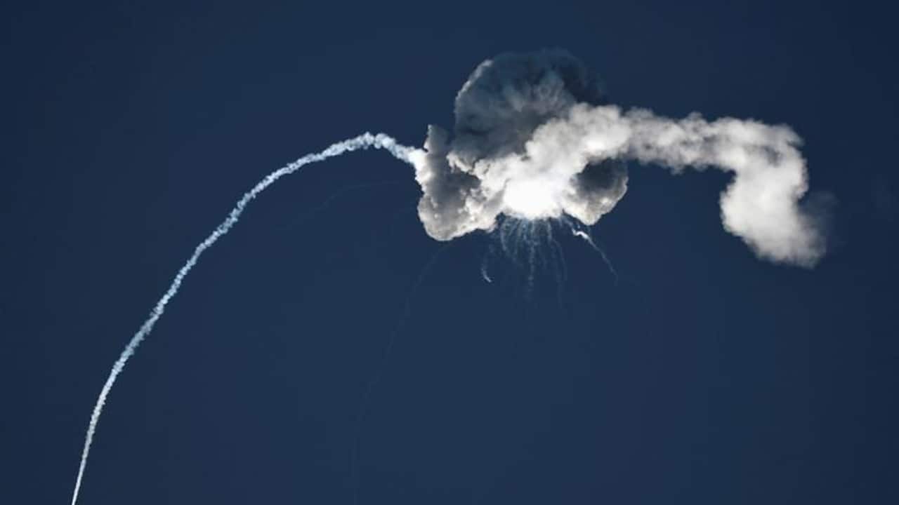 Firefly Aerospace's first Alpha rocket suffers a catastrophic anomaly, September 2. REUTERS/Gene Blevins