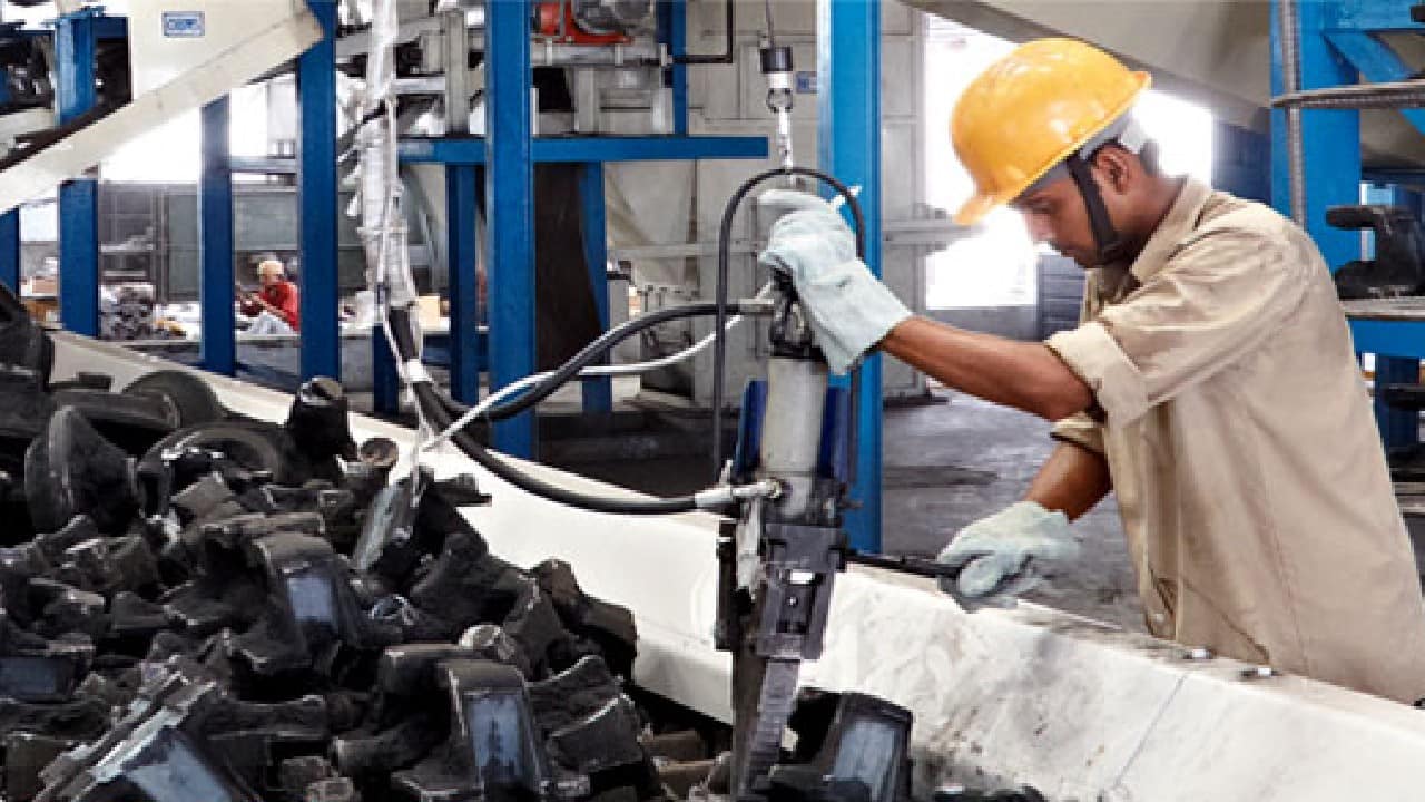 Universal Autofoundry: Ace investor Ashish Rameshchandra Kacholia has picked 8.54% stake or 10.34 lakh equity shares in the iron foundries company via open market transactions at an average price of Rs 161.59 per share. Himalaya Finance & Investment Company also bought 10.34 lakh shares at an average price of Rs 168.49 per share. However, Urmila Gupta sold 1.17 lakh shares at an average price of Rs 193.4 per share, Payal Gupta offloaded 9.85 lakh shares at an average price of Rs 160 per share, Kishan Lal Gupta 1.77 lakh shares at an average price of Rs 193.4 per share, and Amit Gupta 7.71 lakh shares at an average price of Rs 160 per share, who were part of promoter group and offloaded their entire personal shareholdings.